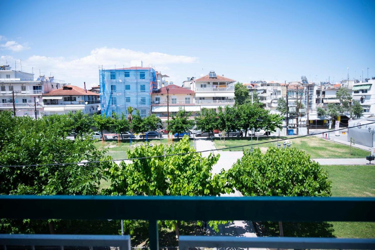 Amelies Apartments Paralia Katerinis Bagian luar foto