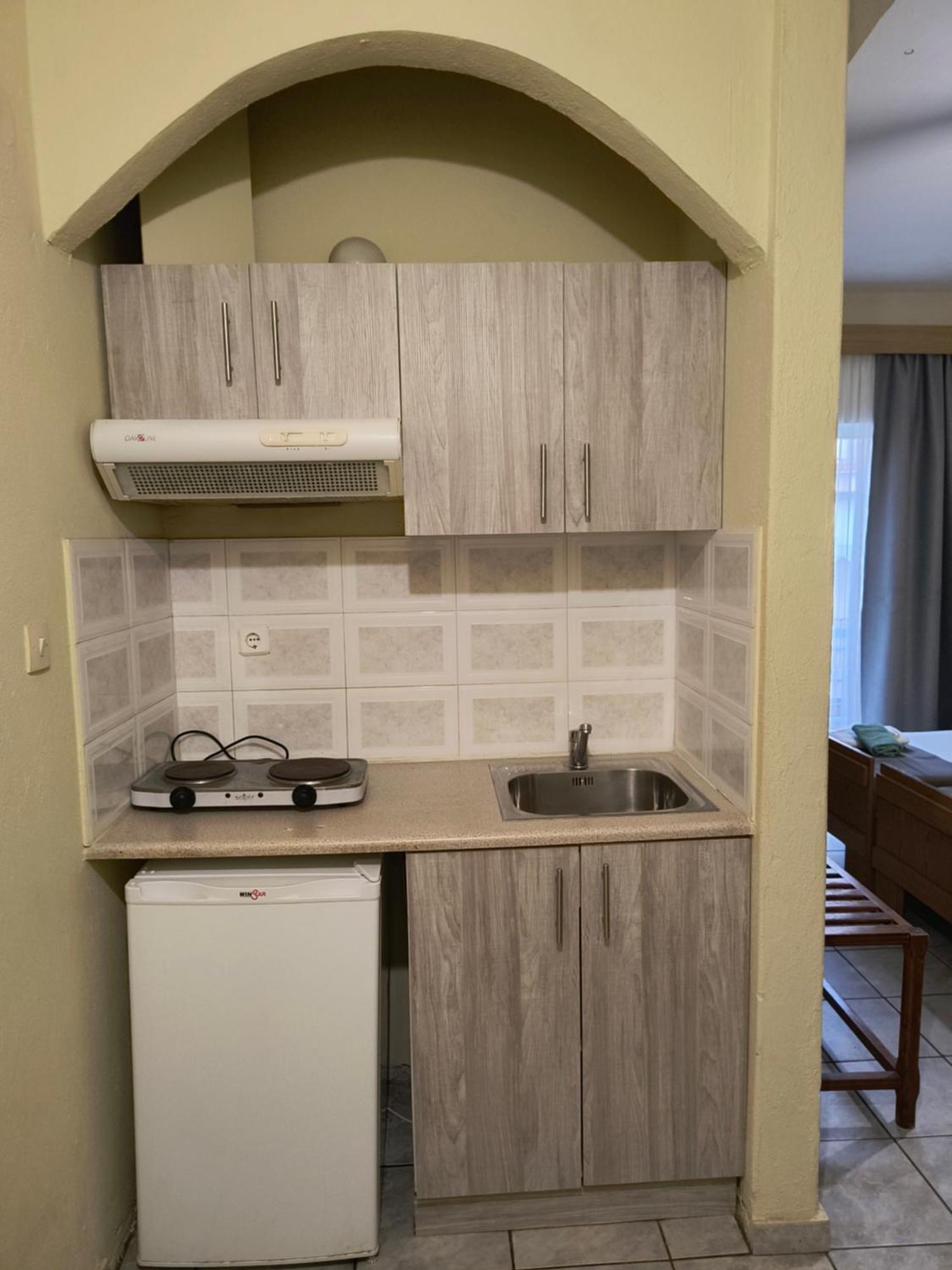 Amelies Apartments Paralia Katerinis Bagian luar foto