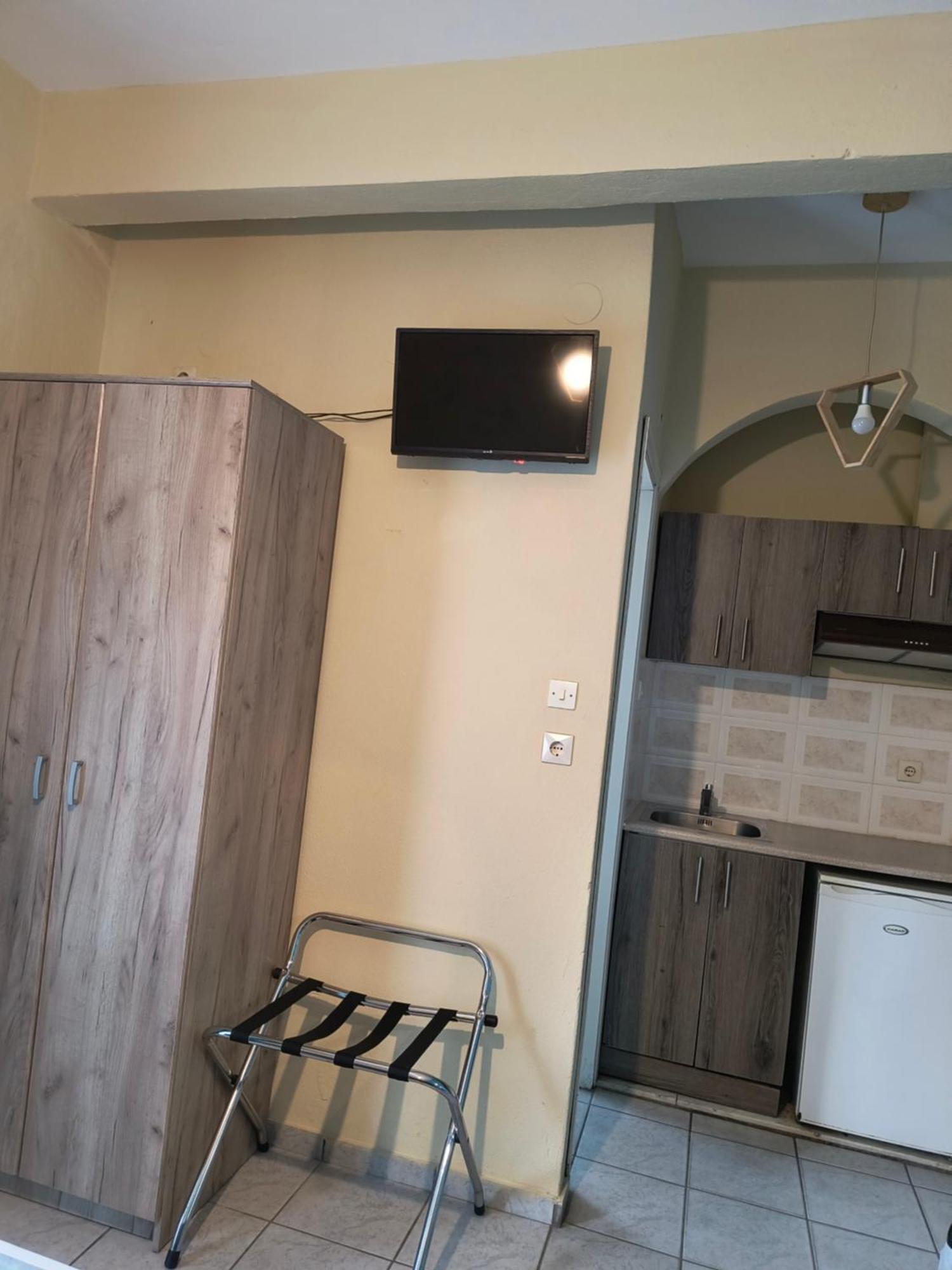 Amelies Apartments Paralia Katerinis Bagian luar foto