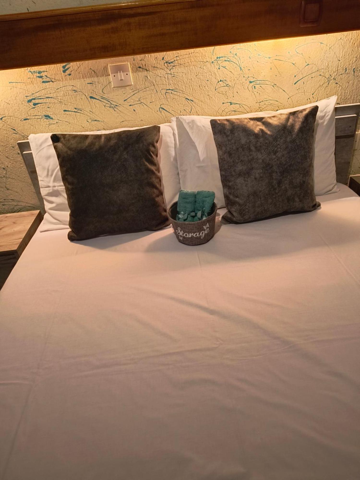Amelies Apartments Paralia Katerinis Bagian luar foto