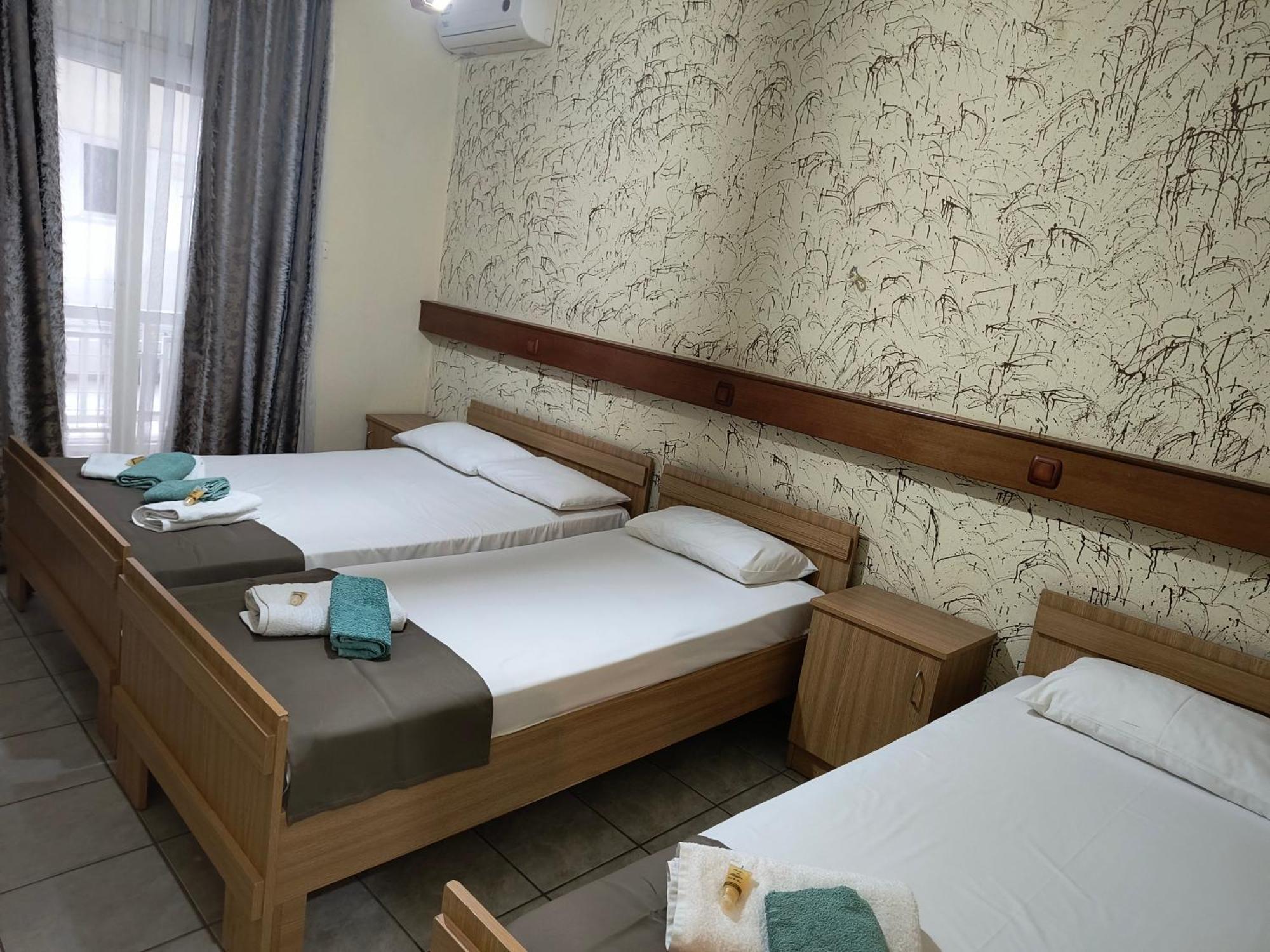 Amelies Apartments Paralia Katerinis Bagian luar foto